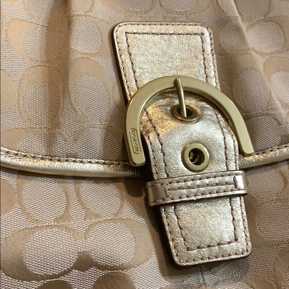 Coach shoulder bag - Picture 2 of 6